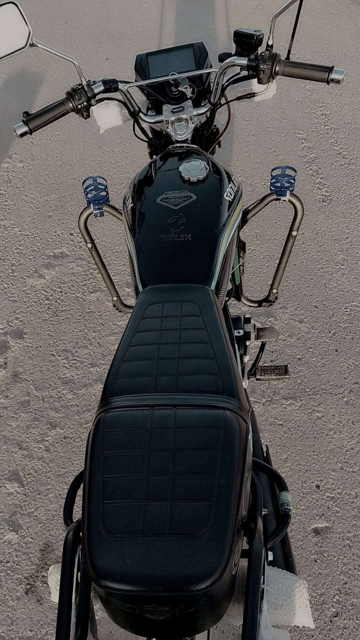 اسلام عليكم  للبيع سيفان 25 مفول محرك ما مفتوح بعده وكاله زيرو نضافه 100 💯 بعده على وضع الشركه مكاني صلاح الدين العلم  الستفسار *********** او  تعال خاص وتدلل /ميعجبك اعبر المنشور /
