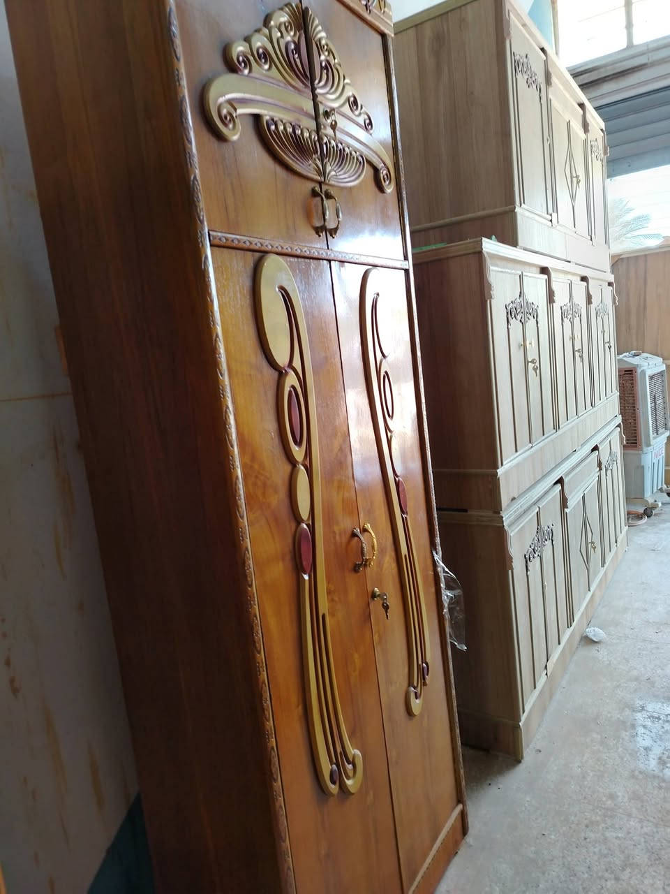 غرفة نوم ٦باب طابقين صاج السعر ٧٥٠ الف العنوان بعقوبة كاطون شارع أبو رباح مجاور مرطبات السيد *********** مزاد ابو كرار الغريباوي
