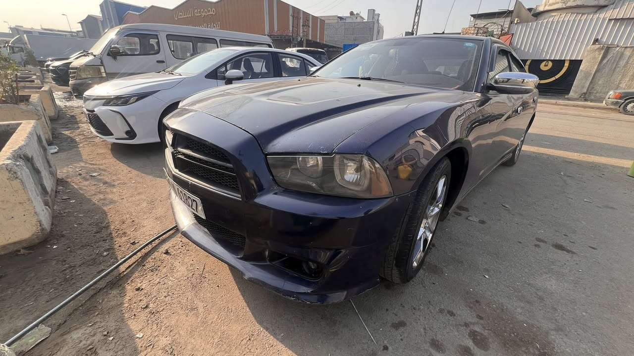 السلام عليكم جارجر ٢٠١٣ سته سلندر رقم بغداد بسمي مكينه كير صدر السياره جاهزه السعر ١٣٠ مكاني بغداد بيه اربع قطع صبغ 
***********
