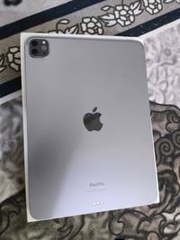 ايباد m2 • ١٢٨ • مكفول