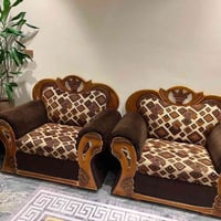 كنب • نظيف جدا • بدون أضرار