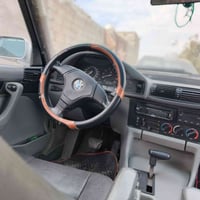 ٥٢٥i • ١٩٩٠ • ٦ سلندر