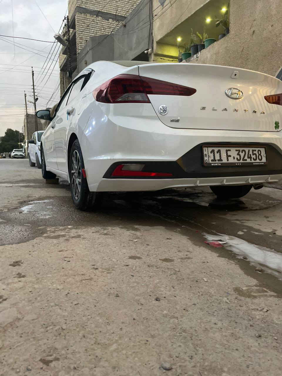 سيارة  النترا موديل 2019 نص فول، أمريكي، سعرها شده وتلاثين. للاستفسار: ***********.”
