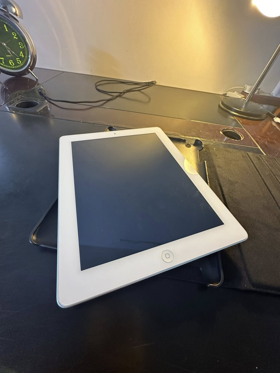 ايباد ابل قديم عندي استعمال على گد يوتيوب وفيسبوك سماعاته قويات وياه حافظة وكيبل شحن اريد مراوس بموبايل اندرويد مكاني كربلاء


**إذا كنت صاحب هذا الإعلان وتريد حذفه لأي سبب، رجاءا أرسل رسالة إلى الدعم الفني**