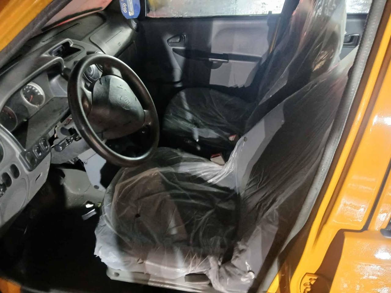 السلام عليكم سايبه موديل ٢٠٢٤ سياره ماشيه ٩٥ سياره نضيفه كلش مكفوله من كلشي سياره بيه منضومه غاز شغال السعر ٦٩رقم ***********
