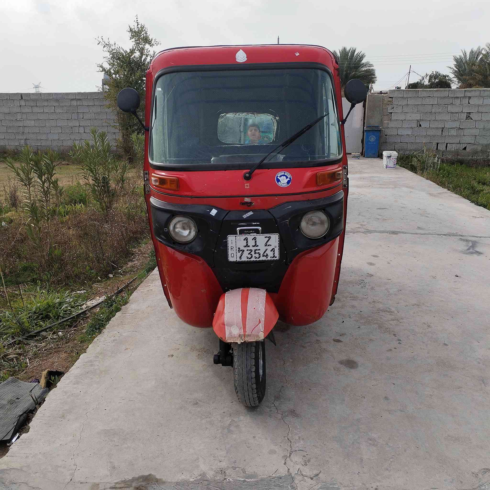 تكتك للبيع موديل 18شهر11رقم وسنويه بغداد تكتك بلاديه بدون صبغ معجون حته دوس ما معمره  عنوان بغداد بوب الشام ***********
