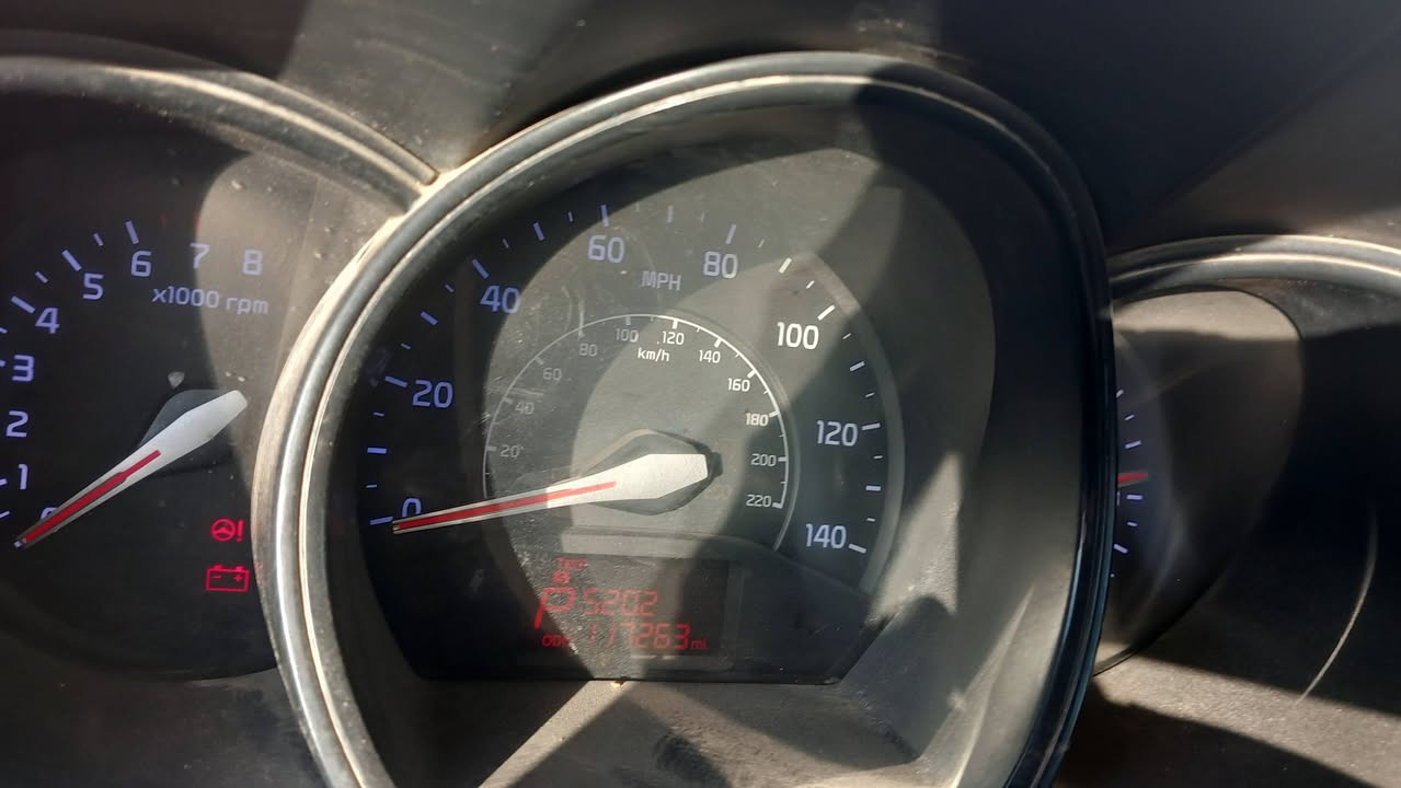 السلام عليكم كيا ريو ٢٠١٢ امريكي السعر ٧٥ وبيه مجال التفاصيل هاذ رقمي ***********
