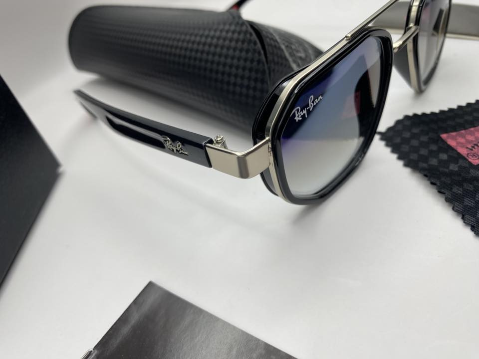 فيراري راي بان  عدسه بحري مدرج فلاتر زجاج يوفي 400 حمايه كامله من اشعه الشمس


**إذا كنت صاحب هذا الإعلان وتريد حذفه لأي سبب، رجاءا أرسل رسالة إلى الدعم الفني**