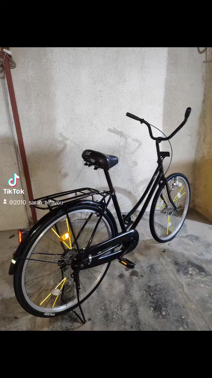 السلام عليكم بيسكل للبيع او امراوس غراض كاملة شركة سانتوس موديل 2021 لون اسود 
غراضة موجوداة ابريك كدام او جاملغ او درع السعر 90الف او بي مجال لشراي 
مكاني كربلاء حي البعث يم التقاطع التواصل خاص او على هاذة الرقم ***********
