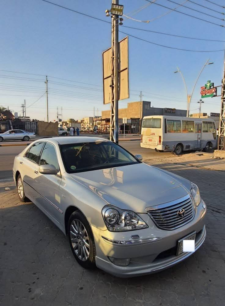 ماجستا ادوات حاويه بدون كص مكفول و من الضربه
مديل 2006 مكينه 4300 
مواصفات سياره 5دكم vlip كلش للأخير 
دواخل أسود وصاج ماروني 
تبريد 3 قطع أمامي وخلفي وبتتنه فوك ركاب خلفيه
ثلاجه خلفيه تحكمات خلفيه
بردات 3 خلفيه بلاد
حامل أكواب خلفي سياره تحكمات كشن راكب ميموري وتدليك 3 وضعيات 
كامرات 2 أمامي وخلفي .
جنطه شفط .
5 بصمات السياره .
تدفئه وتبريد شرط ثلج
حداده باكيت 
تخم تايرجديد 100% وبطاين جديده
ويل أصلي حجم 17
بلوتوث وقرص كله شغال شرط.
ستيرن كهرباء 
رادار أمامي .
كشنات خلفيه كله كهرباء 
8 سماعات و2 دمام
سياره جكات صعود نزول .
لحايه خلفيه وامامي أصلي شادهن
نضام ترحيب كذالك
سياره ترفع بنيد عبالك باكيت
شرط كله محسن ودهن أصلي شلعته طياره .
كبل تشغل وترايك 180.
وبعد بيهه هواي شغلات ماذكرته.
والسياره جديده ومال شاب مرتبه واني خادم واليريد يشوفها السعر 90 ورقه وبيه مجال 
مكاني بصره أبو خصيب.
***********
