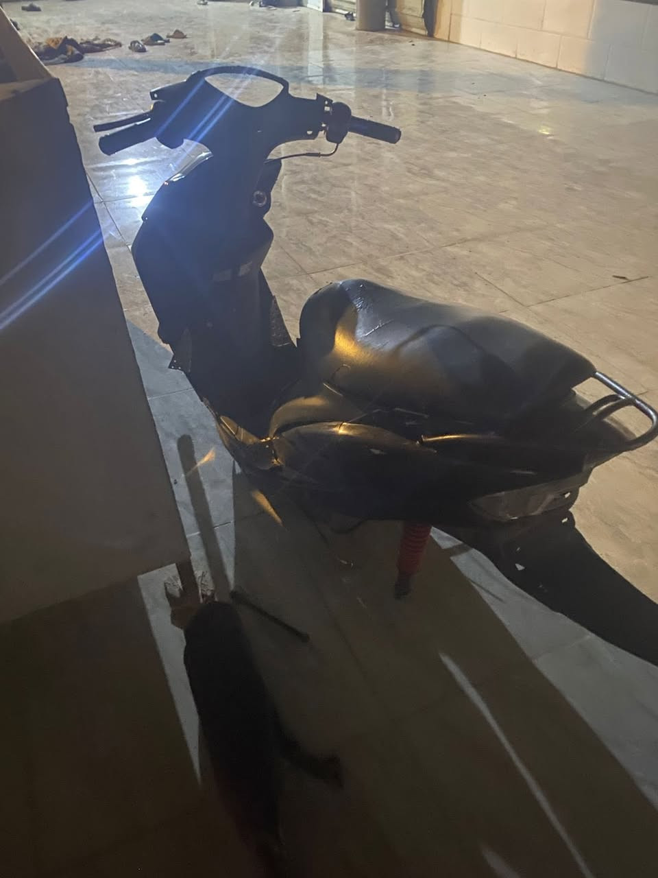 سلام عليكم شاصي ماكس مع كفرات مع باتري مع عقل مع ضفيره مع دبلات خلفي امامي مع صندوق للبيع سعر 175 وبي مجال قليل رقمي *********** واتساب
