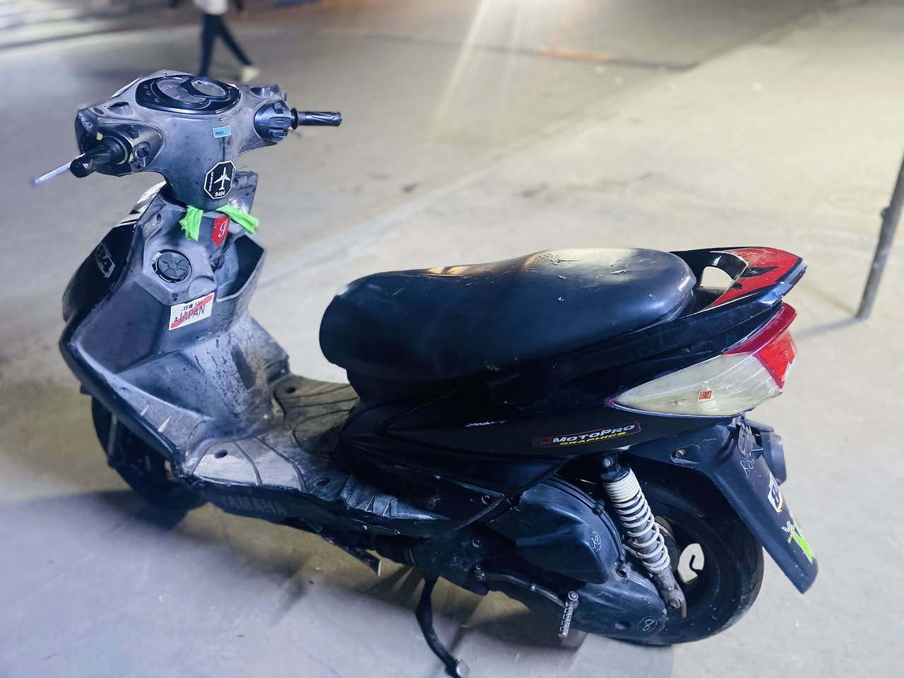 لسلام عليكم سكنس فحل  ياباني كابريتر الدراجه نضيفه شلعه معدل الدراجه عوزها فقط دشبول فقط كامله مكمله السعر ٤٥٠ وبيها مجال العنوان بغداد حي النصر الاستفسار خاص رقمي ***********
