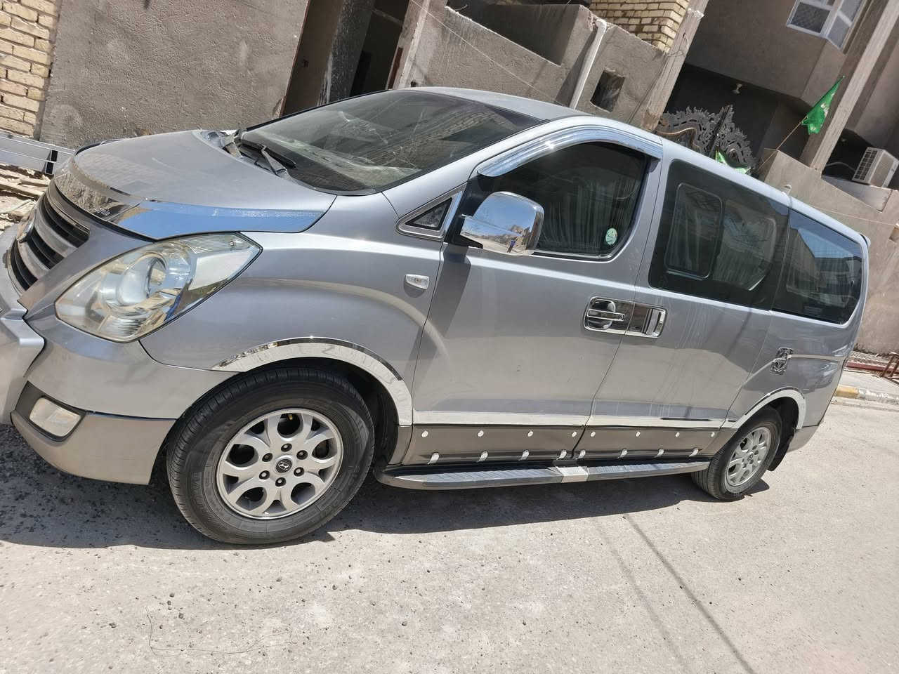 سلام عليكم ستاركس ٢٠١٢ كفاله عراق وكوريه مكينه كير حداديه تخم تايرتبريد مكينه مجول ابلاد سعر ١٨٨ شرط مابيه برغي نقص سونار من الدعاميه الدعاميه ***********
