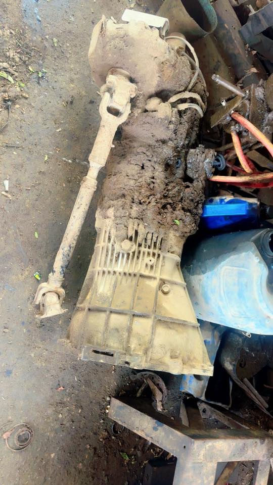 مكينه وكير لوف عقل وضفيره كامله وكل شي شغال بيهه مكانهه سته سلندر الديوانيه ‭0781 562 5844‬
