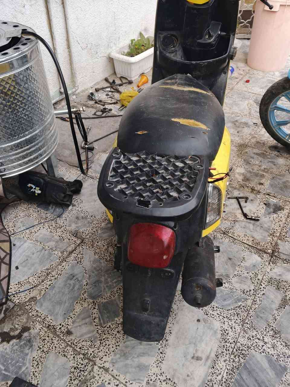 دراجه بوليسي مكينه كفاله من تبخير وتنقيص ونضوح مكينه  خرسه مكينه اطي بيه ضمان سنه   دراجه يرادلها ترتيب ابيع علا هل حطيه 350 مكاني الشعب ***********
