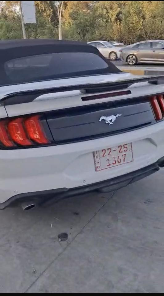 السلام عليكم موستانك 2023 ماشية26000ميل الضرر جاملغ الامامي اليسار كاتي السعر 155ورقة للاستفسار الاتصال على الرقم ***********
