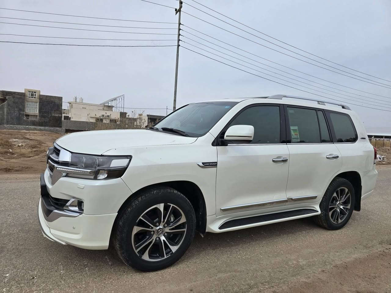 السلام عليكم اخوان لاندكروز موديل 2020ساز بسمي رقم بغداد نكليزي هزه سنويه فحص كوله جديدمكنيه V6 مامفتوحه كير مامفتوح كلها على وضع الشركه  السياره فول موصفات معروفه مواصفات الساز شنو فول فول سلايت تبريد مركزي كشن جلد كشنات كهرباء مري شفط زراك لايت كيجات لكزز جنطه كهرباء السياره بيها ثلاث قطع صبغ السونار مرفق ماشيه 86 حقيقي نظافتها 100% بحالة الزيرو السعر 458ورقه قفل قفل قفل  بيع او مراوس حسب القناعه الاستفسار 
***********
***********
العنوان بابل
