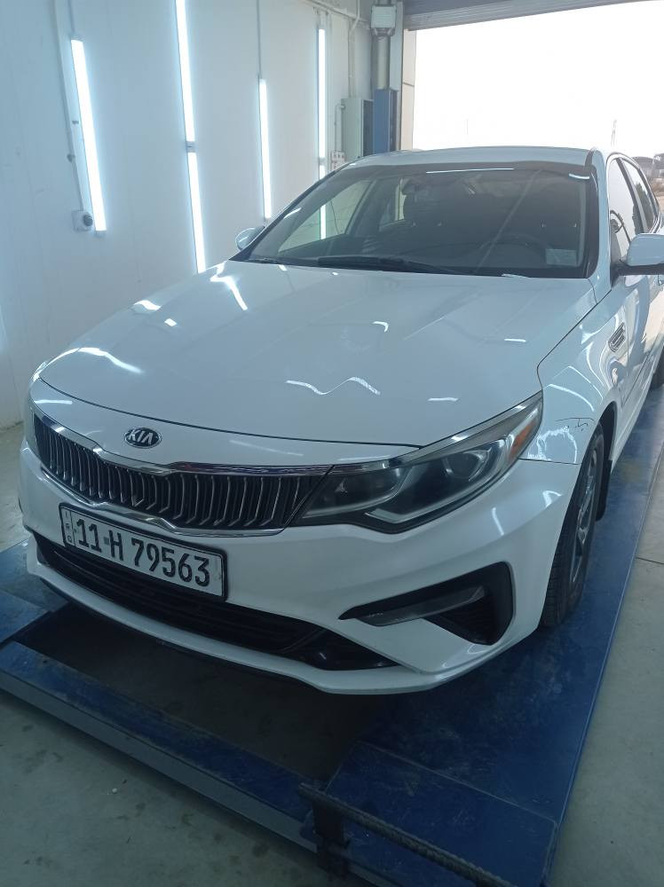 اوبتيما ١٩ جاهزة شاشة كبيره رادار ضربته دعامية خلفيه فقط بالعراق جاملغ ايمن بدون اي دواخل وشويه من البنيد السونار مع الصور رقم بغداد دولي شرط تحويل الي تصير من قسمتة دواخل السيارة اسود  السعر ١٤٠ وبيه مجال بسيط ذي قار قلعة سكر ***********.     *********** الرفاعي, ذي قار
