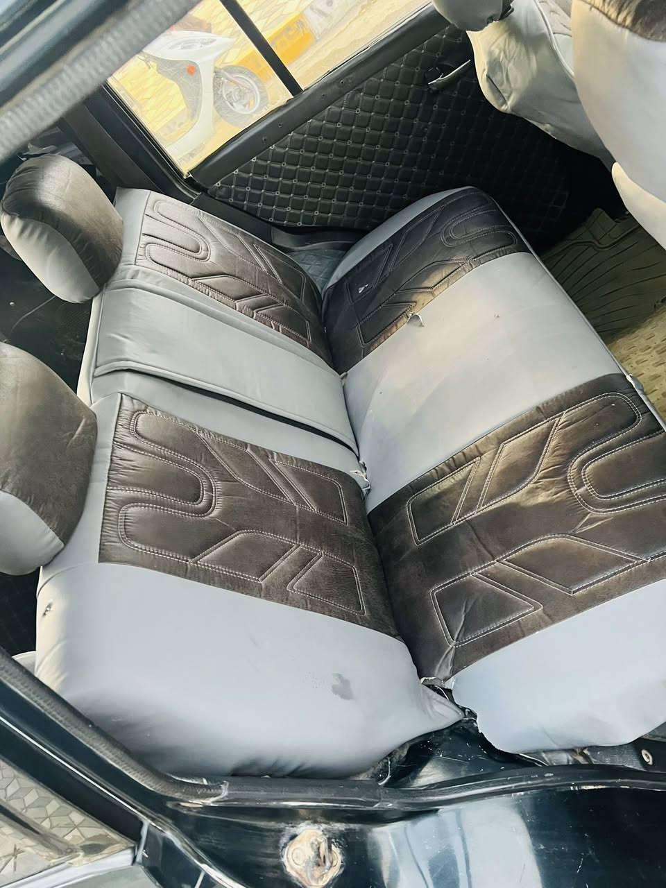 سلام عليكم 
لبيع سوزوكي فيتار 

موديل 92

رقمه بصره مشروع وطني 

محوره بيه مكينه ثري واي 

دوشمه جديده 

تخم تاير جديد 

حداده خير من الله توني معمره

مابيه قص جاهزه السياره 

العنوان ناصريه قضاء الرفاعي 

السعر ٣٨ 

الرقم ***********
