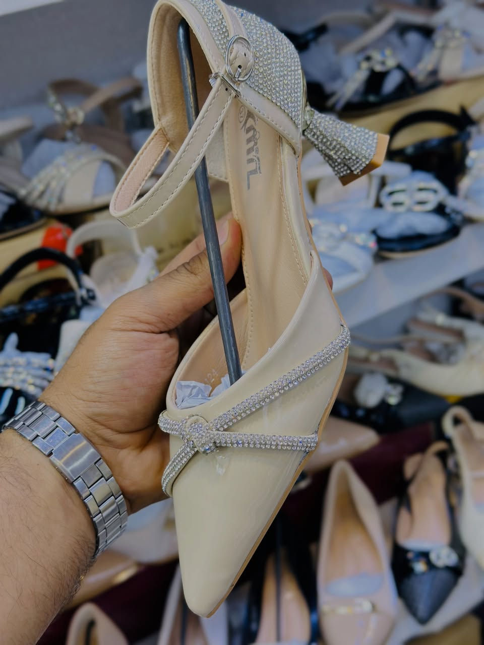 وصلت موديلات تجنن قياسات 37-41 سعر القطعه 12 الف فقط 
سكوبي واحد عروض
العنوان النجف شارع العسكري كبل مقابل جملة بركات الزهراء الغذائية قرب أبو زهراء المضمد 
أوقات الدوام في شهر رمضان المبارك 
من الساعه 9 صباحاً إلى الساعه 12 ضهرا 
و من الساعه 3 العصر إلى الساعه 12 ليلا 
 استفسار  ***********
استفسار  ***********
رقم التوصيل ‭0783 513 8518‬
لايك وتعلق حلو مثلكم 😘
