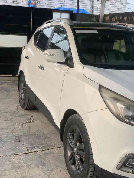 توسان موديل ٢٠١١محدثه ٢٠١٤ اصل  ابيض سياره خير من الله جاهزه مكان سياره حله وارد خليجه 

رقم هاتف ‭٠٧٧٠ ٠٥٢ ٤٤٨٠‬
