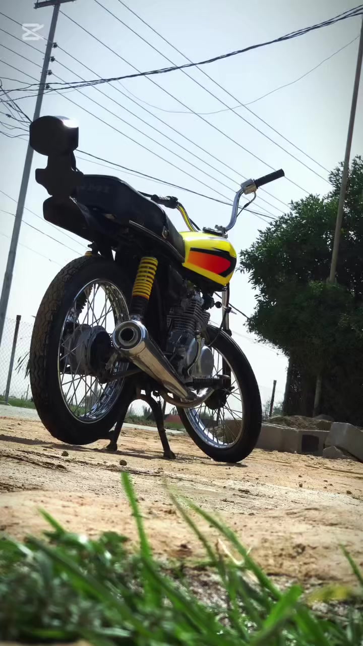 سلام عليكم دراجه نامه شلامجه تعمير2025بنهايت سنه عمرته الشاصي ارشه اوراق اصولي 2015نصبه تخبل ونضافه شوفت عينك سعره٨٥٠ والشراي بيه خير ويدلل💛.


**إذا كنت صاحب هذا الإعلان وتريد حذفه لأي سبب، رجاءا أرسل رسالة إلى الدعم الفني**