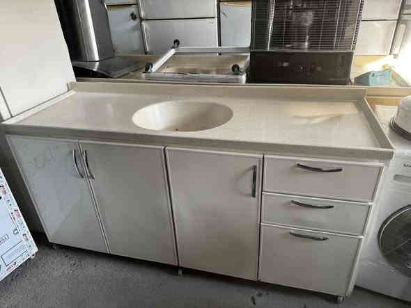 سنكات مرمر باله استعمال قليل نضافه ميه بالميه كله اصلي مو من هذا السوكي الخاص مفتوح اتصال ***********واتساب
المكان تقاطع السايلو تقاطع بيت سيد اربيع
