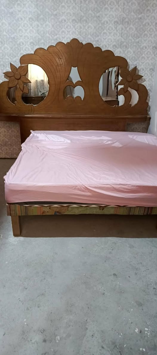 غرفه اخشاب تزكام بيها بعض الملاحظات التواصل ع الخاص السعر 400


**إذا كنت صاحب هذا الإعلان وتريد حذفه لأي سبب، رجاءا أرسل رسالة إلى الدعم الفني**