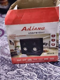 سماعات كبيره ستيريو تشتغل على USB بيها راديو FM تقرأ فلاش وذاكرة SD وي...