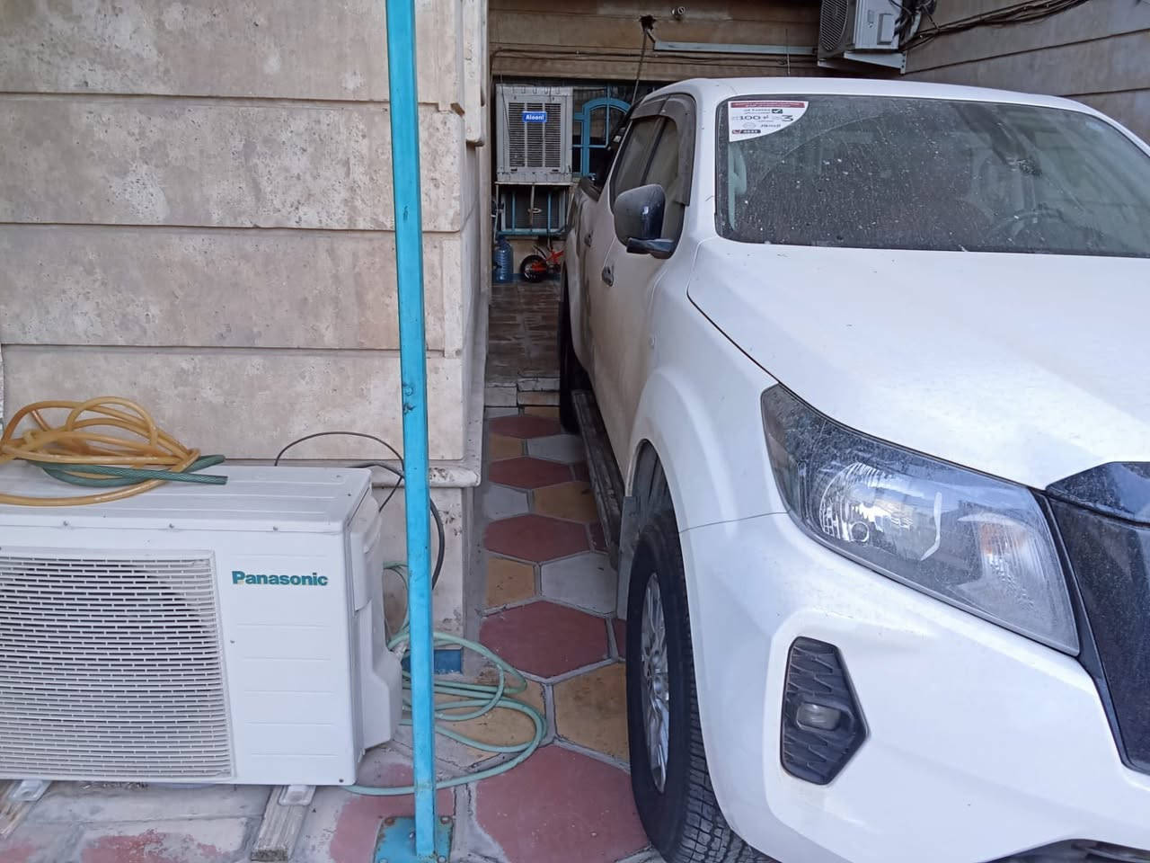 السلام عليكم للبيع نيسان نيفاره 2024 زيرو 0️⃣ كيلو متر رقم اربيل بسمي السياره تحويل ثاني يوم مكاني بغداد  الكراده 
  ***********
