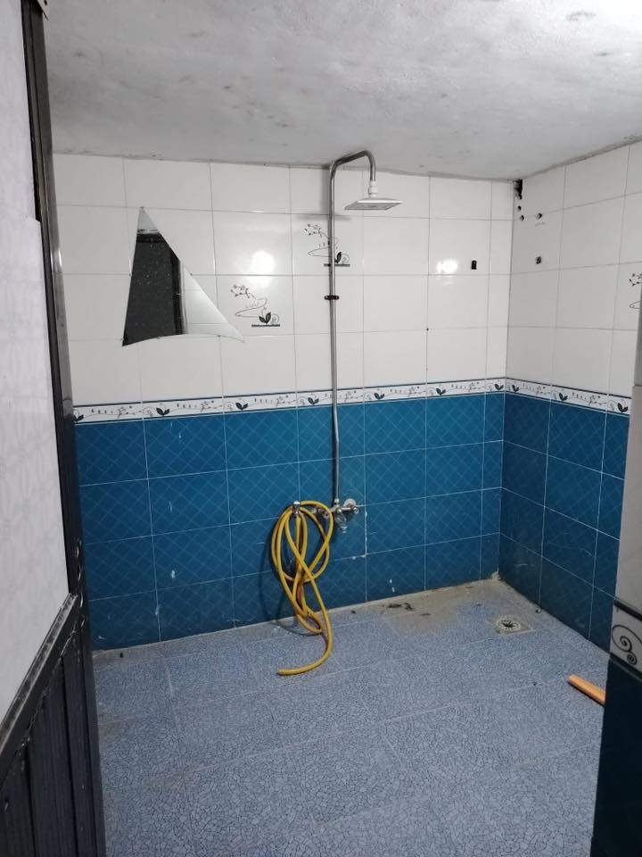 🏡 بيت للبيع

بيت للبيع بموقع ممتاز، " بأرقة مكان بالمكرمة ، منطقة13الف قرب مدرسة محمد باقر الصدر ،شارع10
🔹 المساحة: 100 متر

🔹 عدد الغرف: 3غرف

🔹   الطابق الاول /استقبال  ومطبخ وتواليت خارجي وداخلي وحمام ومكشوفه وغرفة

🔹 الطابق الثاني / غرفتين 

المنزل بحالة جيدة 
💰 السعر: 115( قابل للتفاوض)

📞 للتواصل والاستفسار:***********
 ⬇️⬇️⬇️⬇️ بعض من صور البيت
