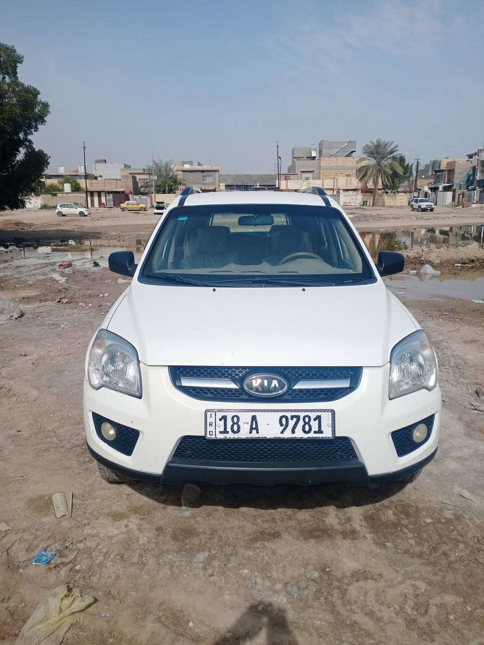 السلام عليكم  كية سبورتج موديل 2009 خليجي مكفولة من الضربة والصبغ والتبديل رقم بابل انكليزي بأسمي مكان السيارة بابل شارع 80 جهة النجف غير متواجد على النت  الاتصال على الرقم *********** السيارة جاهز من كلشي السعر 125 وبي مجال
