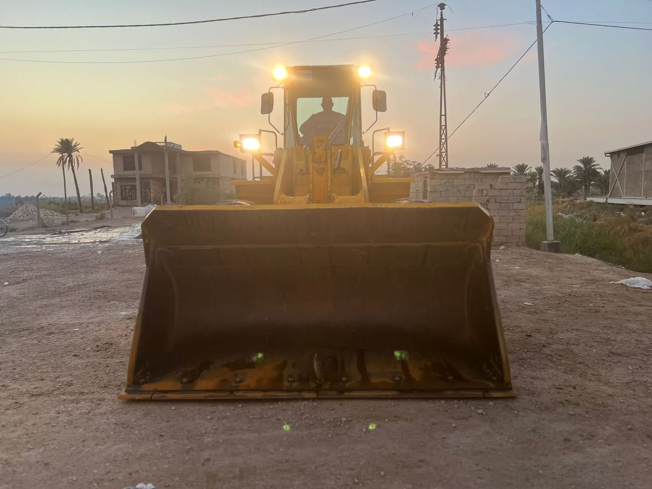 سلام عليكم داش ثري ٨٠ مكينه نيسان ١١٠ دخول جديد تخم تاير ياباني تبريد بلادي مشتغله ١٨٠٠ /***********كفاله عامه مكلف بل نشر
