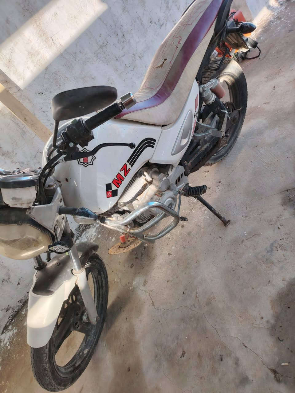 أم زِت موديل 2018
محرك نضيف، ما مفتوح،
#تواصل ***********
