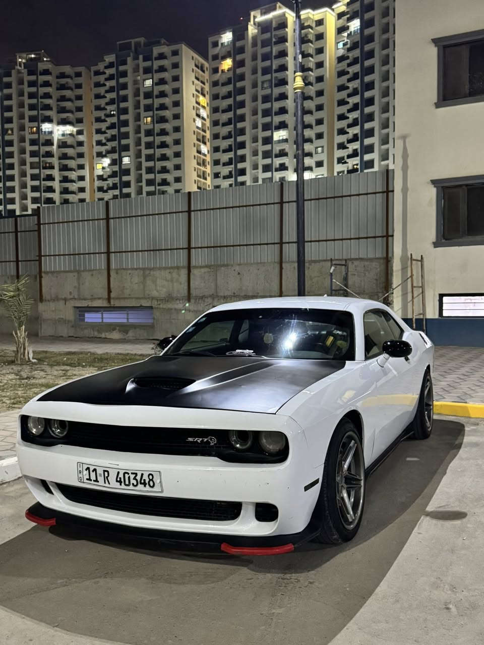 جالنجر 2016 / 5700 / RT للبيع او مراوس
جالنجر v8 السيارة بدون حادث حادثها سرقة فقط بدون دواخل بدون ايرباك بالعراق نضرب الجاملغ الخلفي فقط وبعده على وضعيته ممصوغ السياره عليها كير ومكينه خير من الله تاكل الشارع عليها برمجة البطل مصطفى ايكل و تفريغ عليها شوته رياضيه وبراد دهن ولفات حماوه ريسنك حماوه 85 ثابت انسه شي اسمه حماوه عليها تخم ويل فيراده عليها سستم اناره داخليه و سقف رولز بيها جهاز لهب بك فاير تحوير كامل دكمه داخليه  حداديه صدر امامي خلفي كله جديد 
السياره جديده وناصبه بمعنى الكلمه
السعر : 183 وبيها مجال 
للأستفسار : ***********
