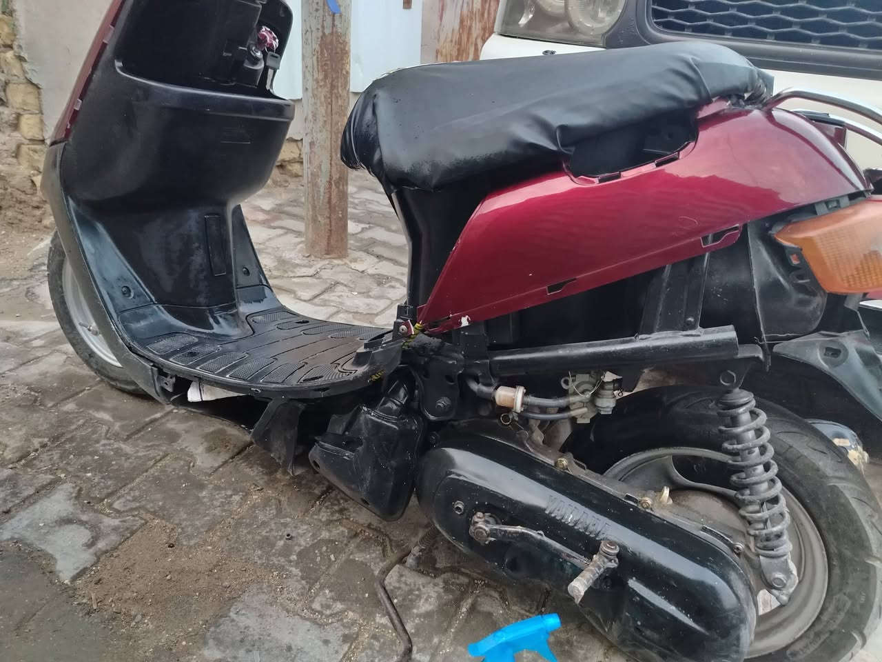 سلام عليكم دراجه بطه للبيع اومراوس دراجه نضيفه كلش نقوصات بسيطه بس باتري مكينه حلوه وناعمه السعر 200وببه مجال حك جيه مكان دراجه طويريج قرب ابو هاشم خاص مفتوح رقم موبايل***********
