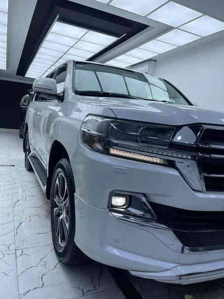 جكسار موديل 2020 بغداد بأسمي بريم أصل أعلى مواصفات دفدي بالقمارة دبل صندوق شفط مكفولة كفالة عامة من الضربة والصبغ حتى الدعاميات  ماعدا بارد مكان واحد صغير ماشية 87 فقط  جاهزة من كلشي ماتصرف عليها ربع 
مغلفة ppf  أصلي أمريكي ضمان عشر سنوات 
السعر 587 مع مجال جدا بسيط مكاني ناصرية 
الرقم ***********
