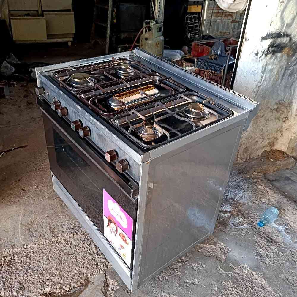 طباخ عشتار ستيل كامل شغال عيون وفرن كلة شرط الشغل والنظافة عل فحص السعر 130الف كركوك حي الواسطي خلف دائرة المعوقين كركوك, العراق


**إذا كنت صاحب هذا الإعلان وتريد حذفه لأي سبب، رجاءا أرسل رسالة إلى الدعم الفني**