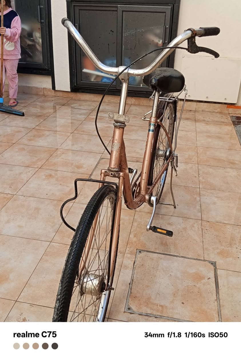 الرقم *********** العنوان الكريعات
بايسكلات همر وبناتي يابانيات  السعر  البناتي 40وبي مجال.السعر  الهمر 90وبي مجال # الرقم ***********
