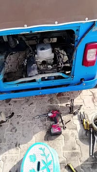 شباب اخوك احمد الحجام عنوان الحسينيه بمسقط قرب شارع الشركه ٠٧٧١٥٠٣٧٦٩٣