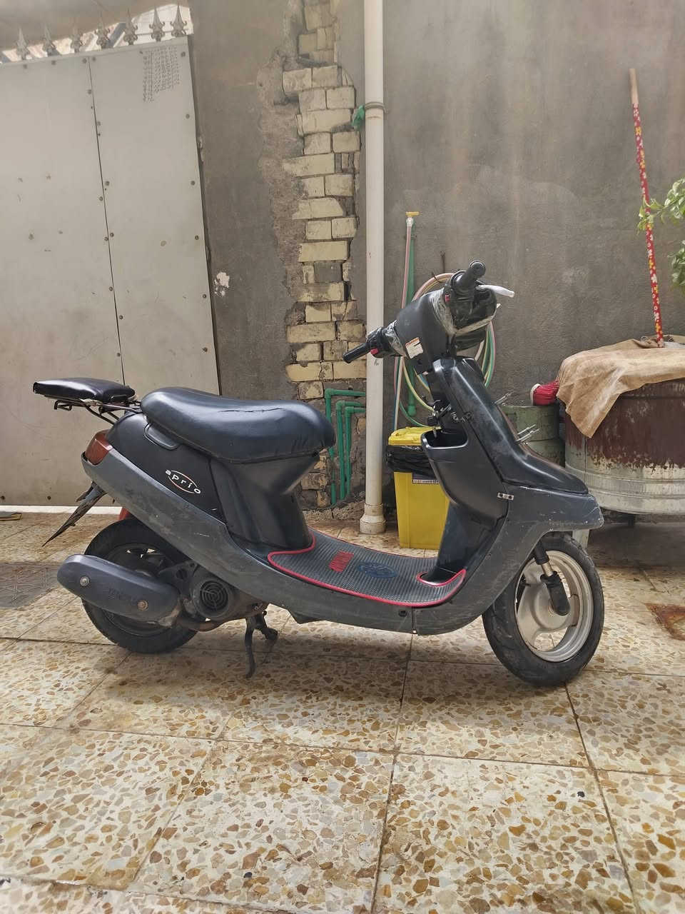 السلام عليكم
دراجه. بطه. موديل ٢٠٠٣ للبيع السعر ٣٢٥ وبها مجال للشراي مكاني. كربلاء
الرقم ***********
