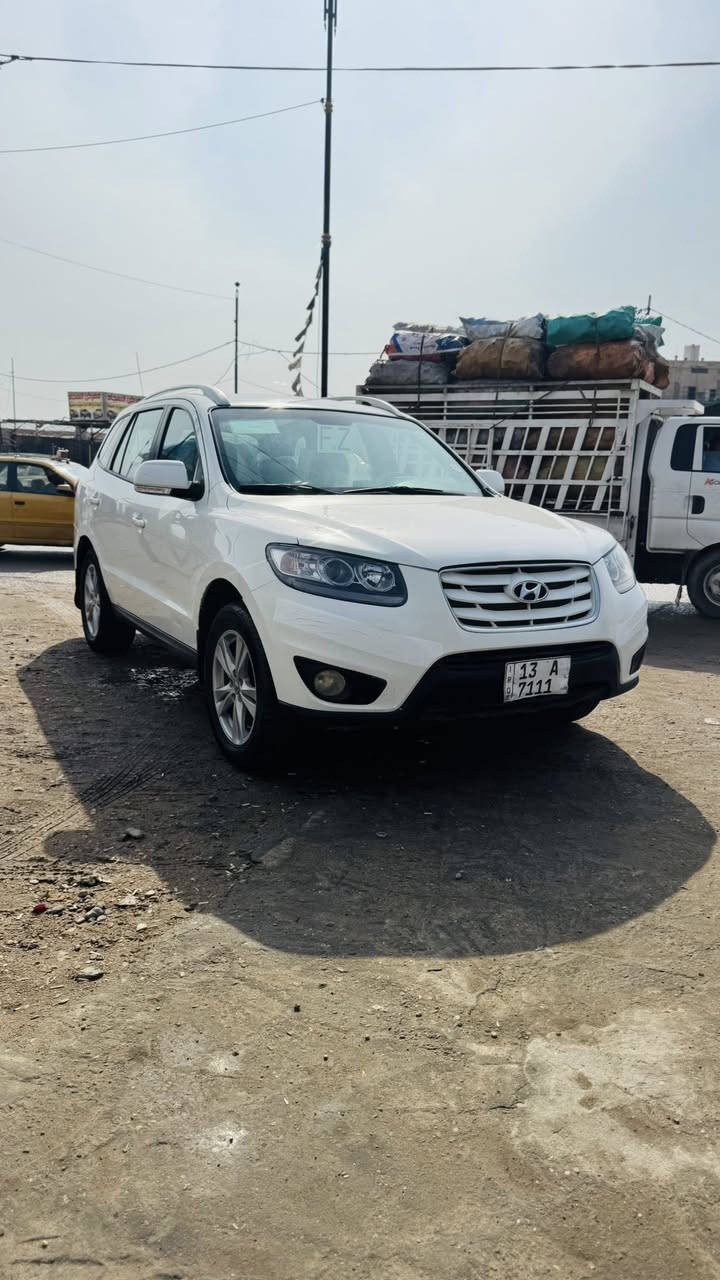 سلام عليكم سياره نوع سنتافي موديل ١٢ سياره سبعه راكب ٦سلندر نص فول فور ويل سياره كفاله بيه بس البنيد الكدام مفتوح بدون تبديل سعر 145وبيه مجال الستفسار نتصل (***********)
