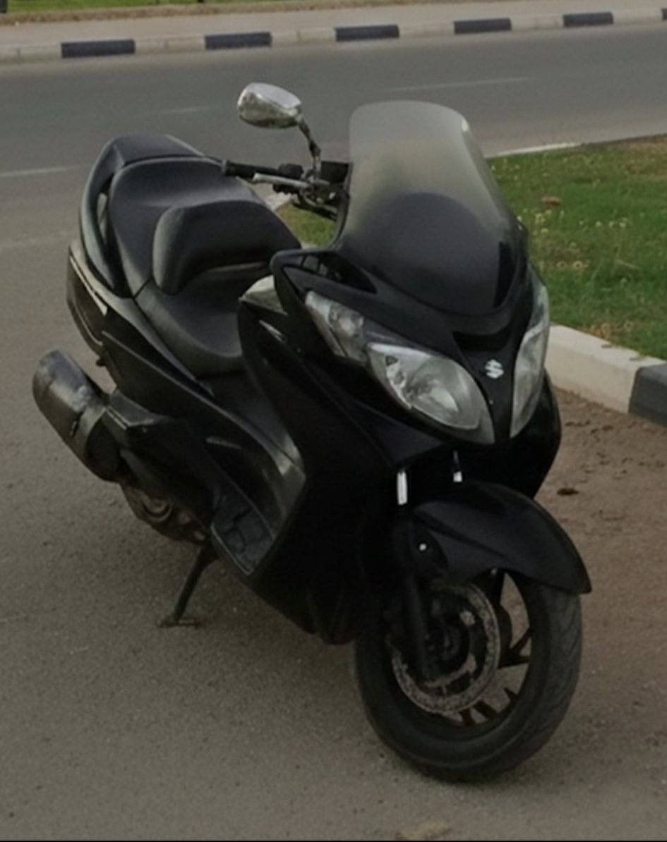 دراجه سكاي ويف سازوكي (محرك٢٥٠ cc)  ٢٠٠٩ شغال كلشي بيه سلف دينمو كهربائيات كابريته جديده بلك جديد ادامه كامله مفتوحة فقط بيه  كيج بانزين فولته وعلك بعد مانزل


**إذا كنت صاحب هذا الإعلان وتريد حذفه لأي سبب، رجاءا أرسل رسالة إلى الدعم الفني**