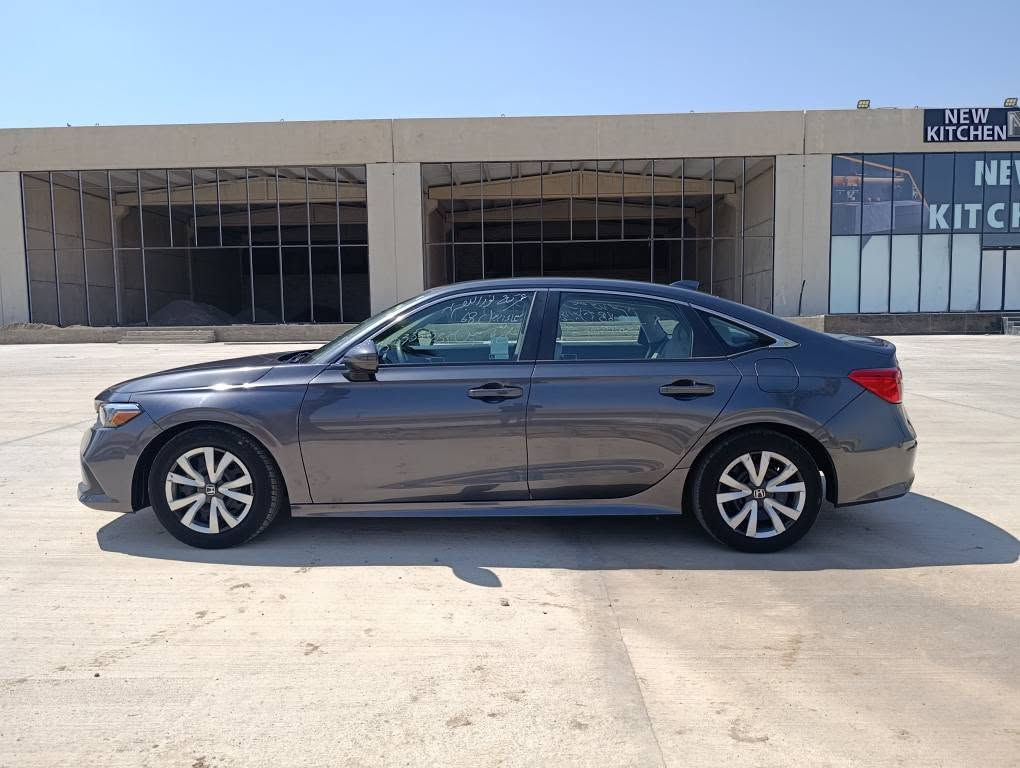 Honda civic 2024
هوندا سفيك
لون نفطي 
سعر 128$ ورقه 
محرك 2.0 المرغوب👌
مواصفات 👇
بصمه
شغال عن بعد
رادار امامي 
تحديد مسار
تحكمات فول 
داخل بيجى لونين
نظام ECON اقتصادي بالبنزين
قيادة ذاتيه + تحديد مسار

3 أنظمة القيادة Eco/ Normal /Sport 

BRAEK HOLD
كامره خلفي
لايتات زينون 
 حادث سيارة : جاملغ امامي  و ربع بوند صبغ  ✋ 
بدون دواخل شرط الفحص 

رقم شاصي 👇 2HGFE2F24RH524536
 

 ايرباك  طاك و مرجع سستم شركه  100/100
بجم كبس شركه رادار و راديترات و حجر بيئه بلادي شركه
تترقم محافظات الاقليم  مدة الترقيم 90 يوم من تاريخ الشراء
سيارة في اربيل شركة نور البصرة
بيع فقط  بدون مراوس✋
شراي يتصل 
***********
*********** أربيل, العراق
