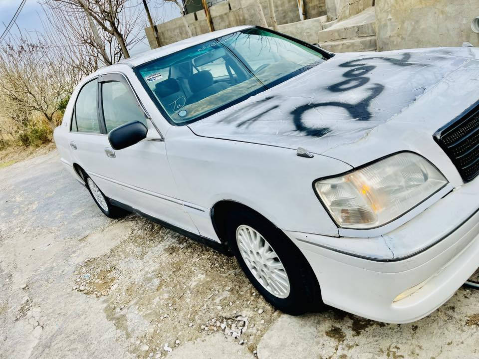 بڕاوە ۲٠٠۱
مەکینە ڤیڤیتی
دوو دوگمە ناو زەرد دەشبڵ نەجەف
بێ دەعم بێ لێدران
گێڕ و مەکینە بەشەرت

نرخ ۳٥ گڵا
شوین سلێمانی
***********
