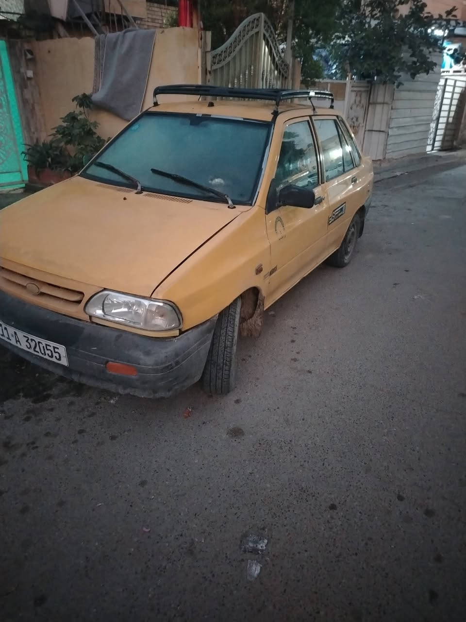 سايبه للبيع موديل ١١ بسمي رقم جديد مصفره شواصي جيده محرك ايبخر بغداد حي العامل السعر ٢٠ بي ***********
