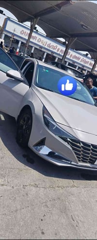 النترا للبيع2023  اللون سموك بصمه فتحه ضربتها دعاميه ماواصله جاملغ ولا...