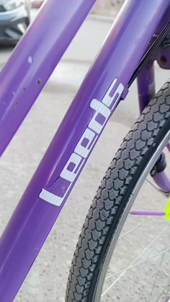 السلام عليكم شباب باسكلال بتون غراض رايده 70وبي مجال العنوان بغداد العبيدي شارع يوسف الرقم ***********
