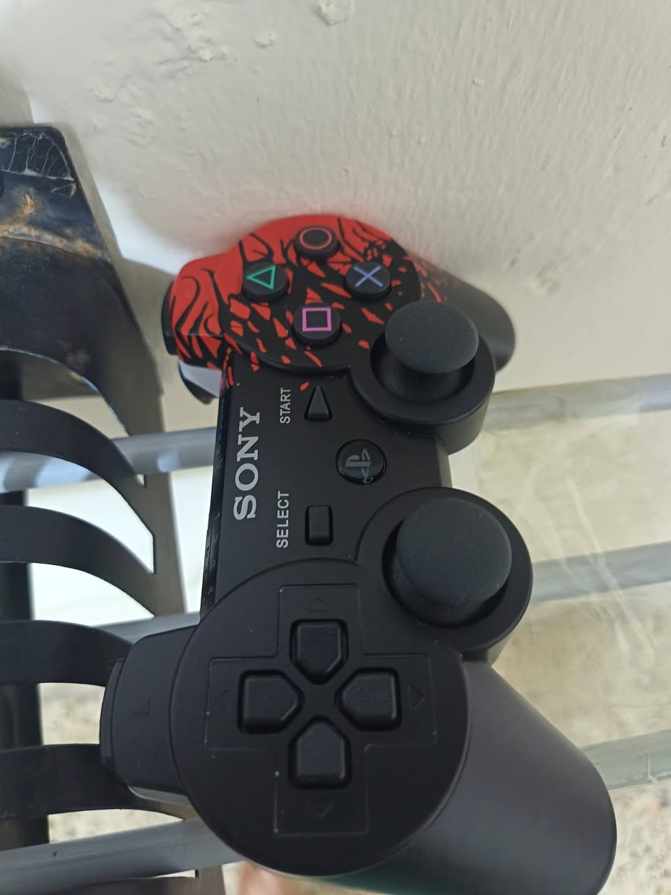 بلي 3 سلم مهكر جهاز نضيف كامل ملحقات جوستكات ثنين جديدات بي 5 العاب سعر 150 بيع او مراوس اب اي شي مكاني بغداد الامين ثانيه ماكو توصيل
***********
