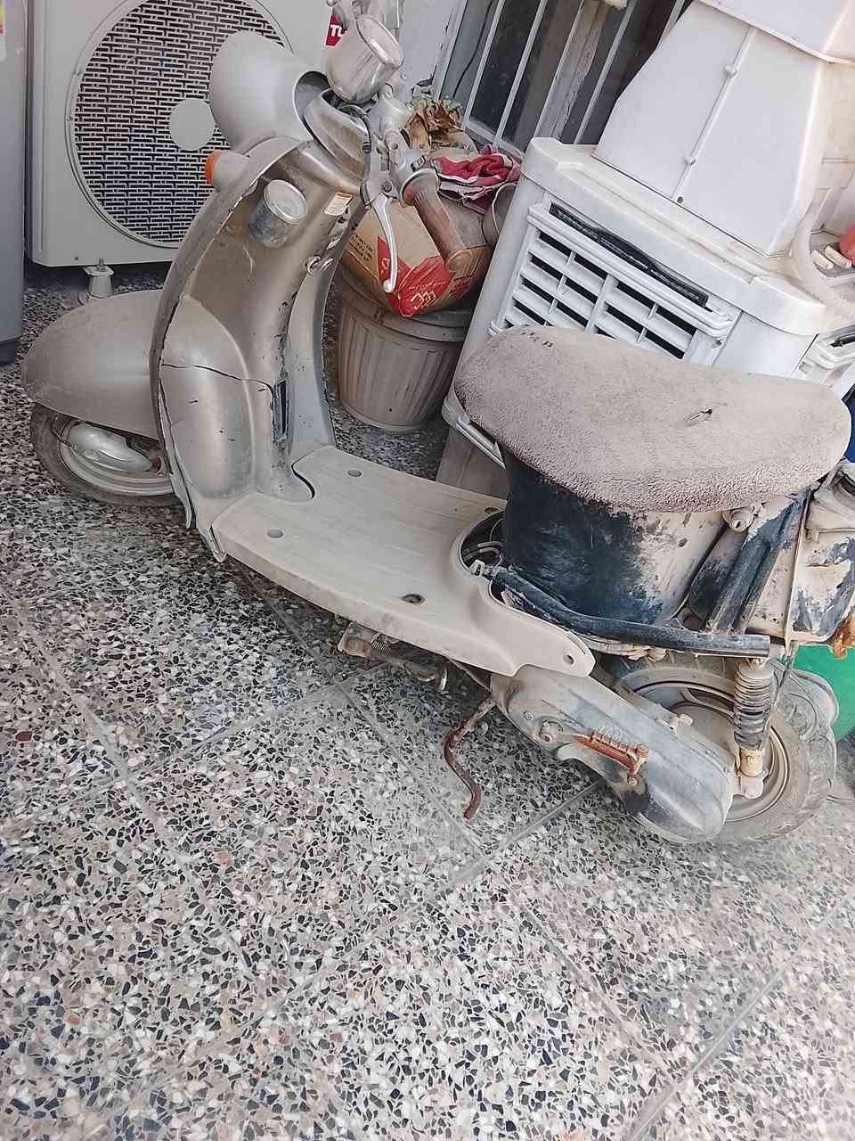 للبيع 60 شغاله وتمشي عوزه شوته بغداد سعره 100وبيه مجال ***********
